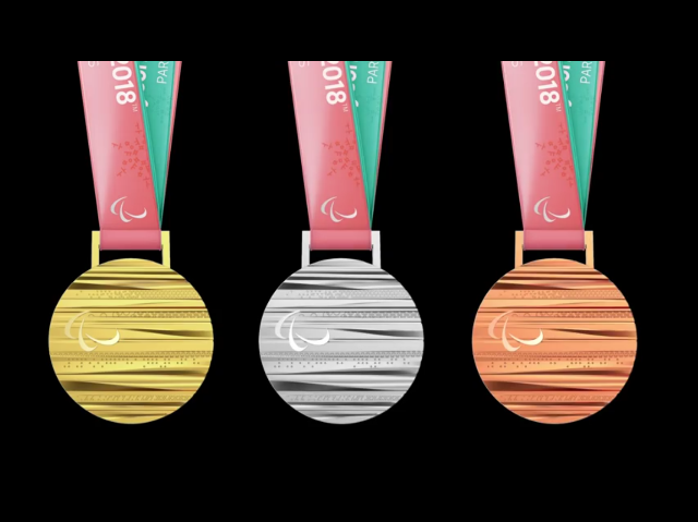 Medale złoty, srebrny i brązowy XII Zimowych Igrzysk Paraolimpijskich