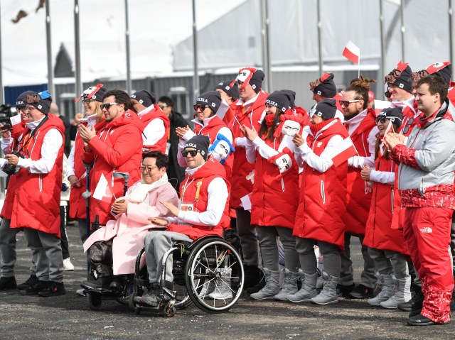 Polska misja paraolmpijska na wspólnym zdjęciu w Pjongczangu