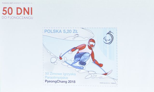 Znaczek pocztowy za 5,20 zł z rysunkiem narciarza jadącego na monoski
