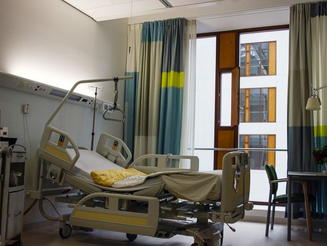 łóżko szpitalne