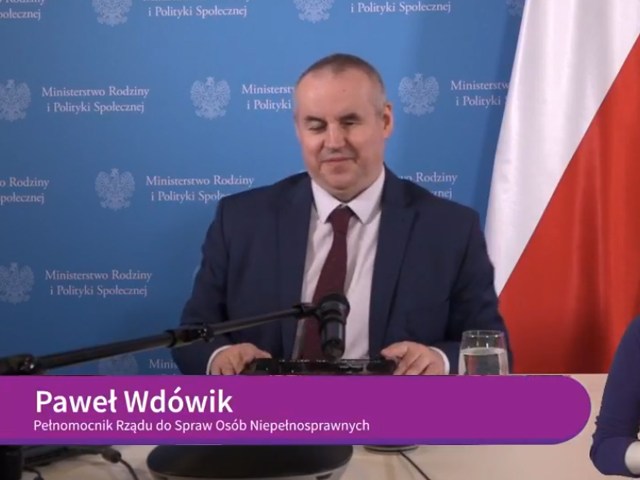 minister Paweł Wdówik
