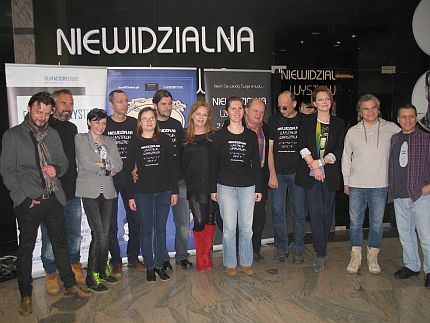 Grupowe zdjęcie twórców audiobooka 