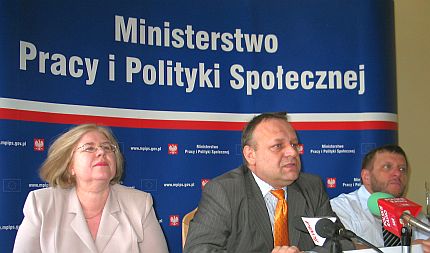 Na zdjęciu od lewej: Alina Wojtowicz-Pomierza, Jarosław Duda i Sławomir Piechota