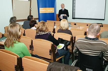 Na zdjęciach: spotekanie pracowników CDentrum Integracja ze studentami WUM, fot: Filip Miłuński