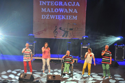 Integracja malowana dźwiękiem - występ festiwalowy