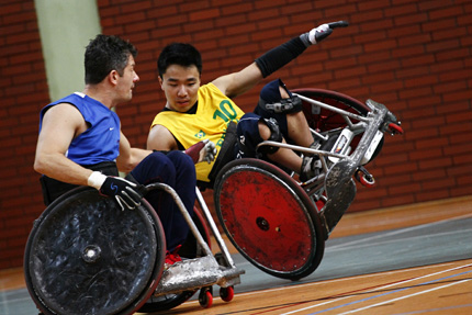 Zawodnicy na boisku - Wheelchair Rugby Metro Cup